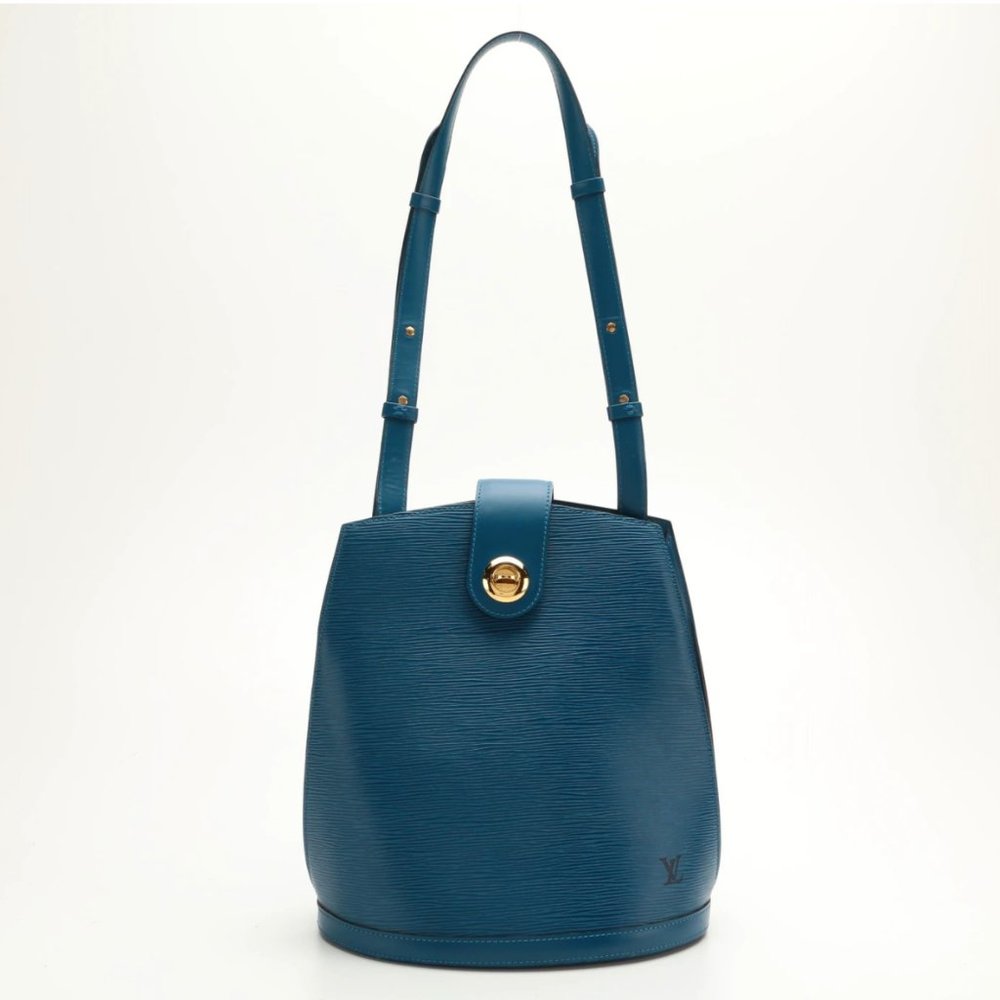 Louis Vuitton Cluny Bucket Shoulder Bag